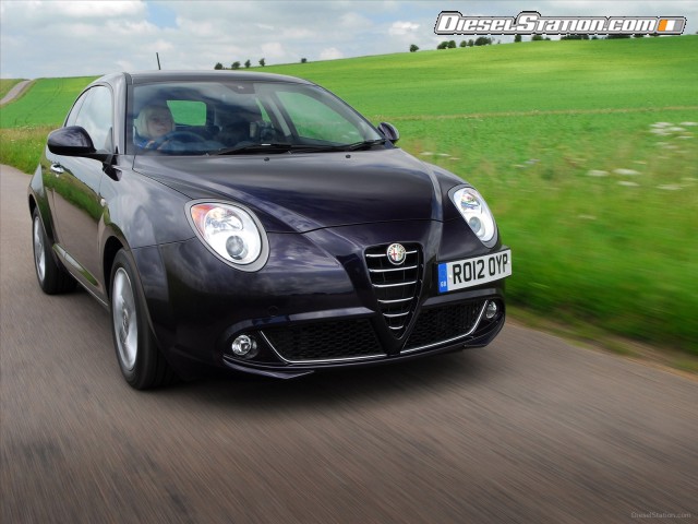 Alfa Romeo MiTo 2012 Picture #5 Alfa Romeo MiTo 2012 Picture #5